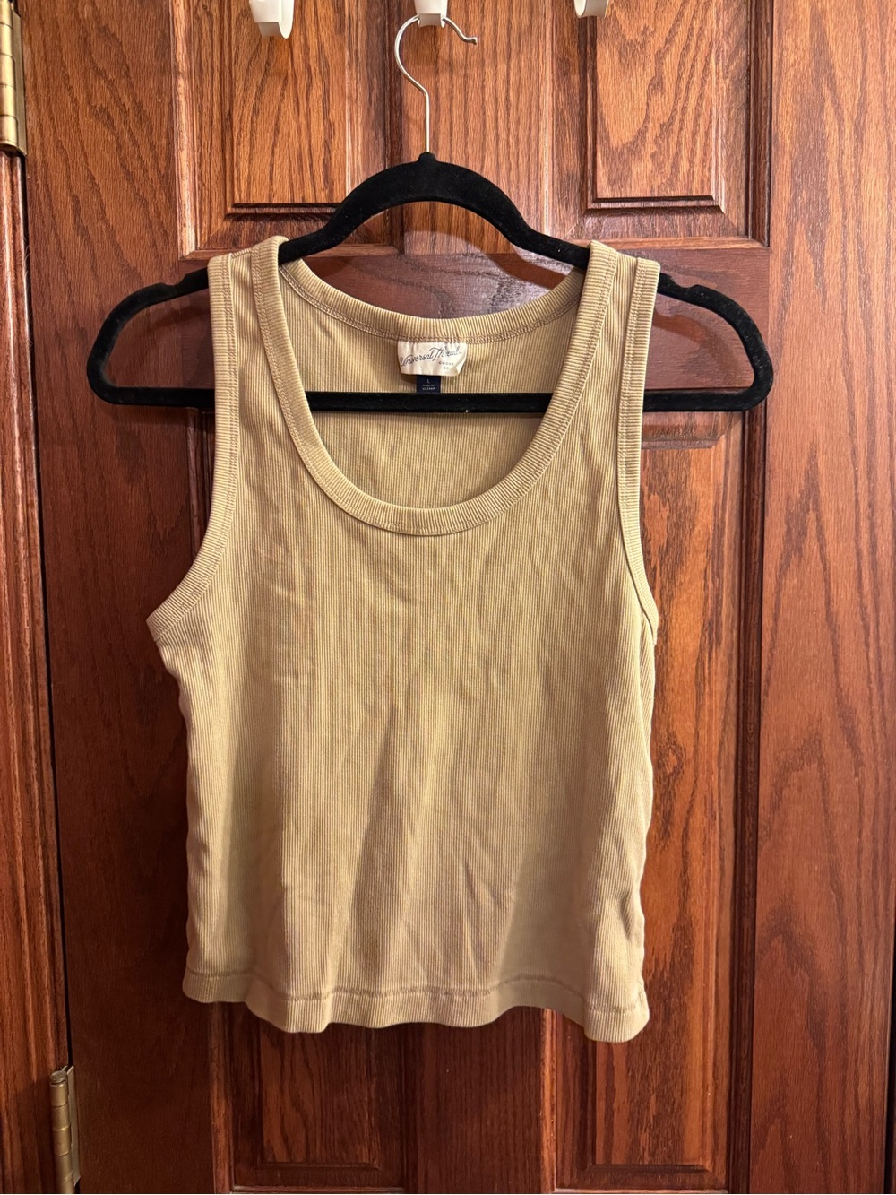 Universal Thread Tank Top in Light Khaki
